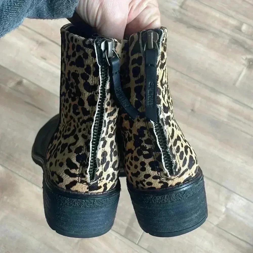 Sperry Women's Maya Belle Leopard Print Chelsea Leather Boots Sz 9
